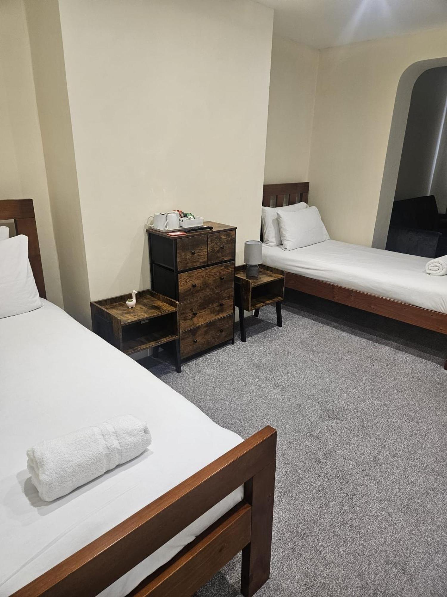 Inn By The Sea, Portsmouth - En Suite Rooms With Sea View Possible, Parking Ev 22Kw ภายนอก รูปภาพ